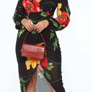 Fashionnova - Spontaneous Vacay Floral Maxi Dress - Black/combo